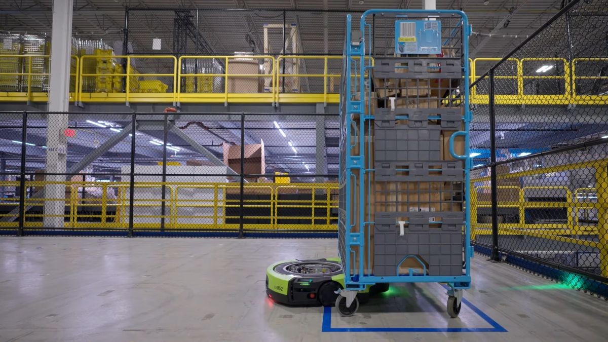 Amazon Showcases Automated Workers