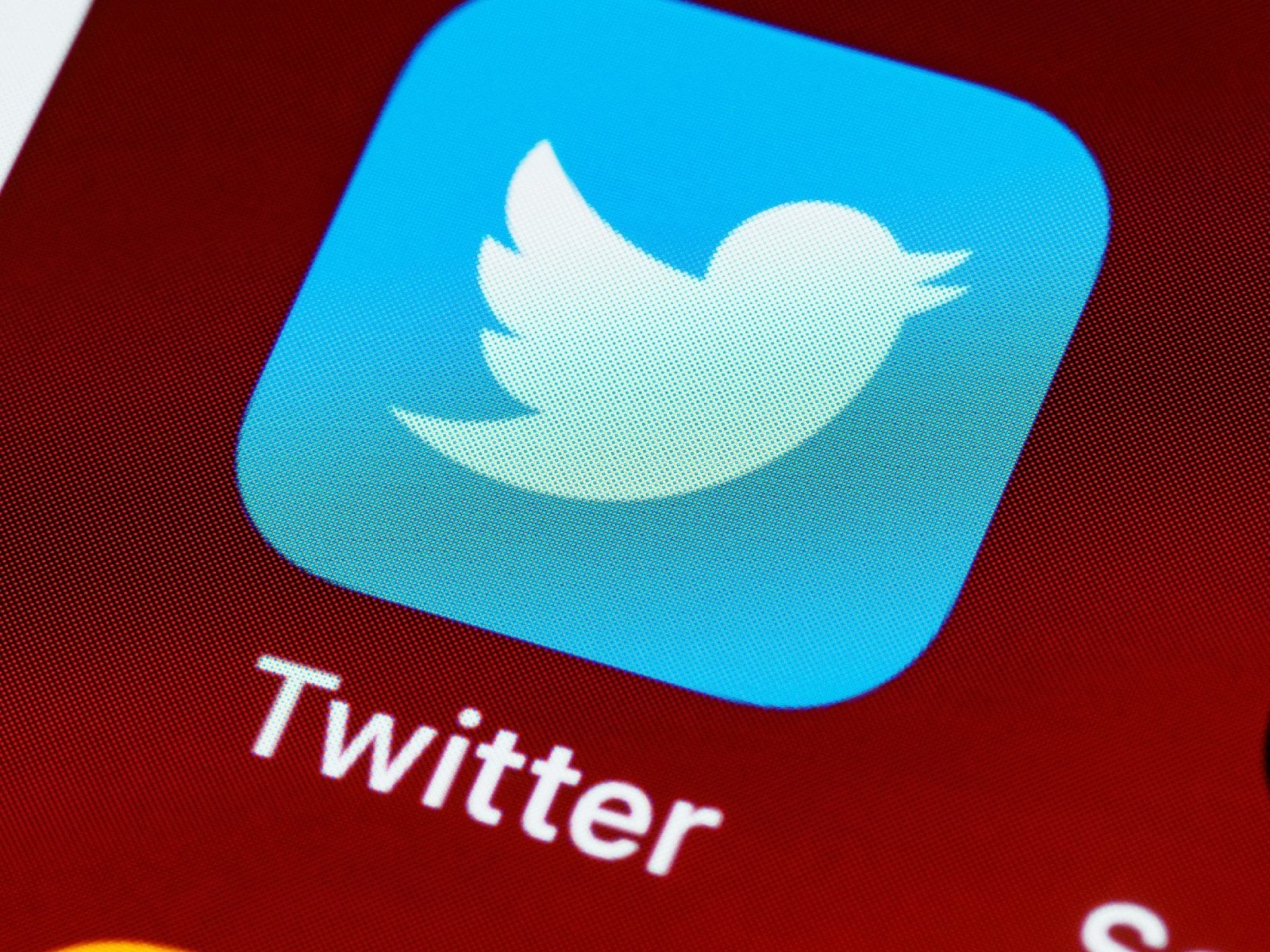 5.4 Million Twitter Users’ Information for Sale